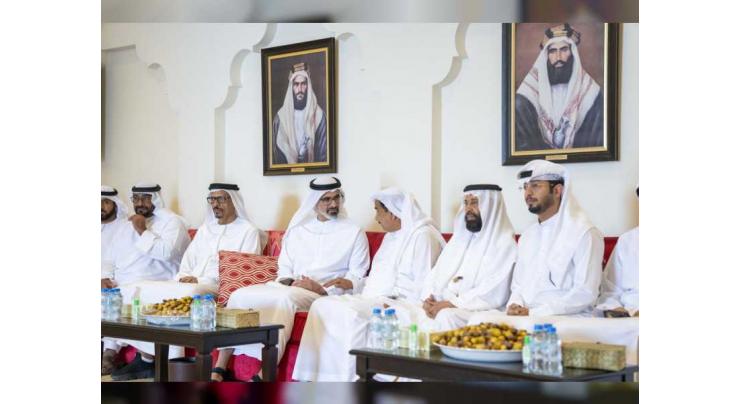 Khaled bin Mohamed bin Zayed condoles Mohamed Helal Al Kaabi on his mother&#039;s passing