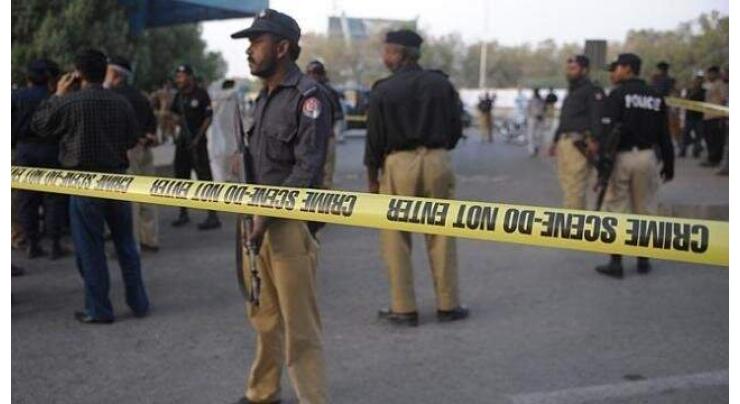 Police reinforcements encircle criminals' hideouts in Mauza Dangri Soori
