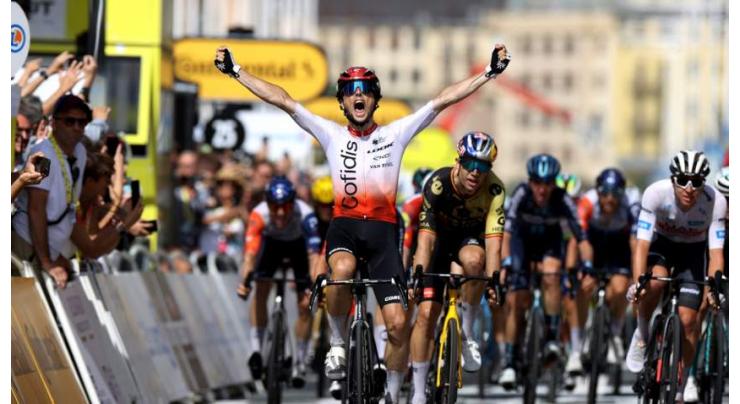 Frenchman Lafay wins Tour de France second stage
