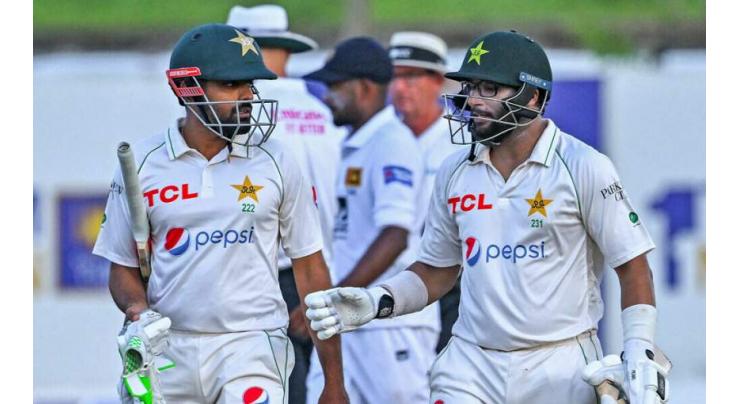 Pakistan lose three wickets in chase of 131 to raise Sri Lanka's hopes
