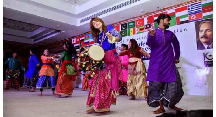 Azadi sports gala, cultural musical night enthralls audience

