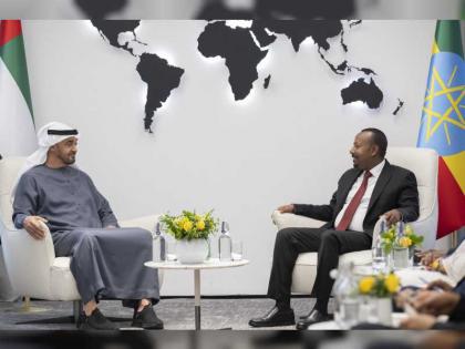 رئيس الدولة ورئيس وزراء إثيوبيا يبحثان في أديس أبابا تعزيز علاقات التعاون بين البلدين والتطورات الإقليمية