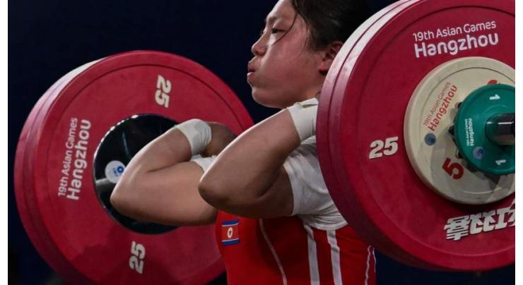 North Korean breaks world record as weightlifting dominance continues