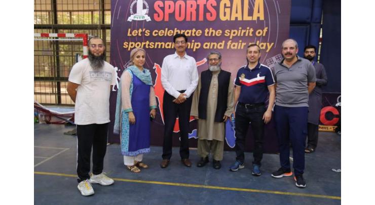 sports gala essay in urdu