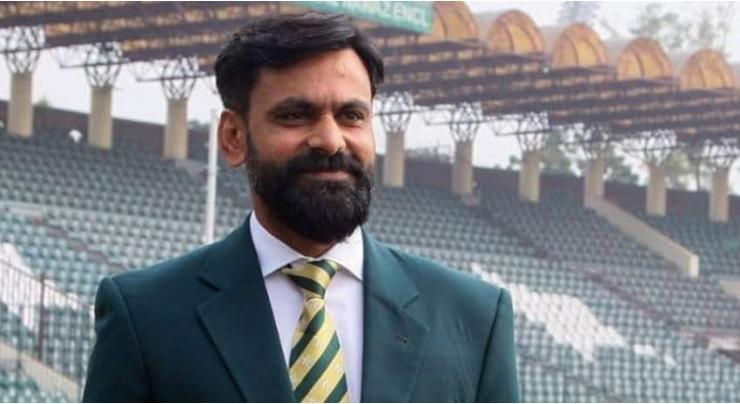 Mohammad Hafeez replaces Mickey Arthur as Director Men's cricket team