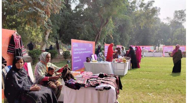 Peshawar welcomes UN women's KoiJawaazNahi 16-Day campaign