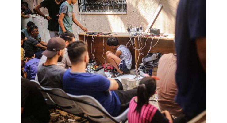 eSIM cards help war-torn Gaza stay online
