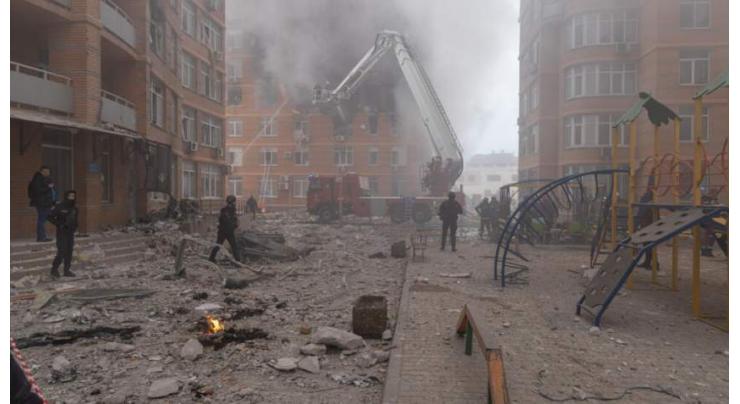 Russian strikes kill 18, leave dozens wounded across Ukraine
