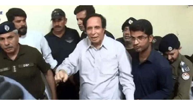Chaudhary Parvez Elahi shifted to hospital after health deterioration in jail

 