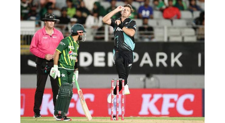Southee hits milestone as New Zealand beat Pakistan in first T20