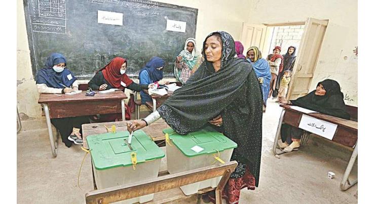 Polling ends largely peacefully in DI Khan