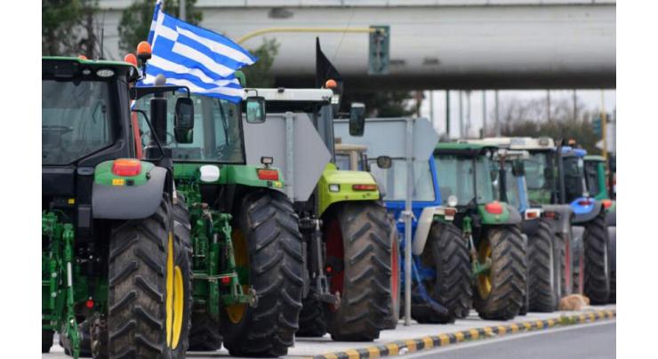 Greek farmers take protest to Athens