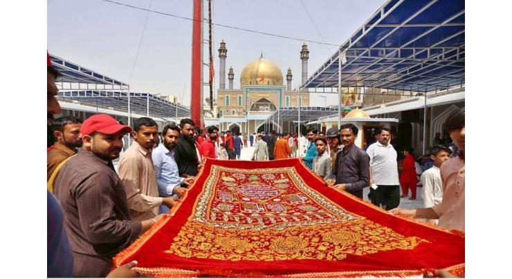 Murad Shah visits Lal Shahbaz Qalandar shrine, reviews Urs arrangements