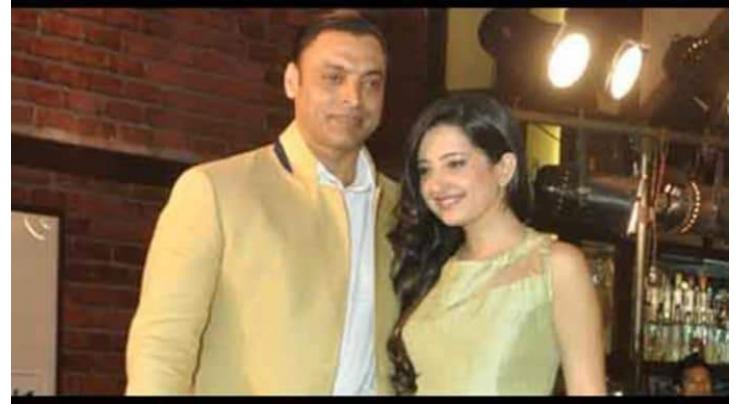 Shoaib Akhtar, Rubab blessed with a baby; it's a girl