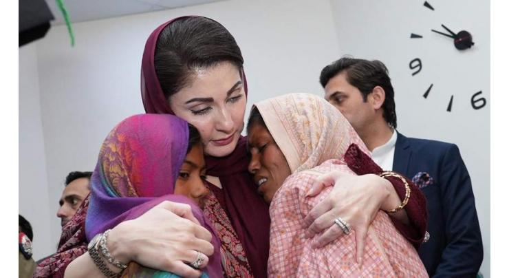 Chief Minister Punjab Maryam Nawaz Sharif visits Sargodha to console a grieved mother