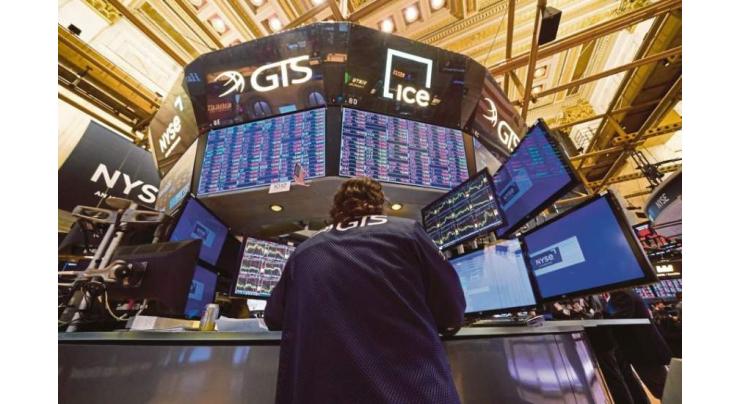 Stock markets rise before key rate decisions