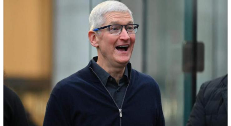 Apple CEO in China ahead of Shanghai store opening