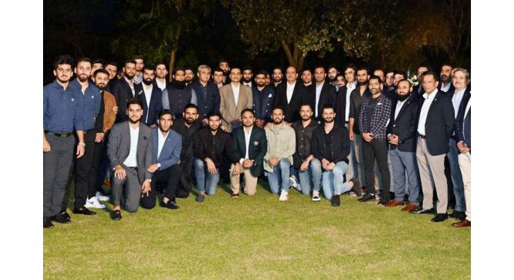 Army Chief hosts iftar dinner for Pakistan Cricket Team