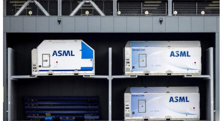 ASML shares dive on lower profits