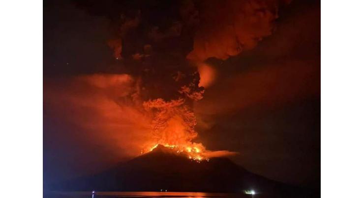 Indonesia evacuating thousands after volcano erupts, causing tsunami threat