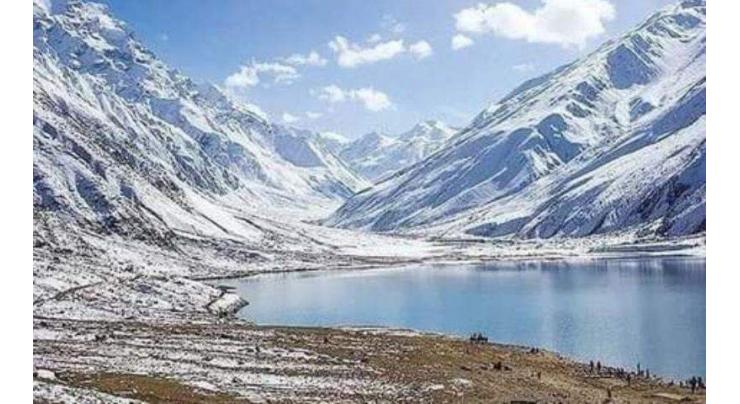 Advisor asks tourists to avoid visiting Kaghan during current rains