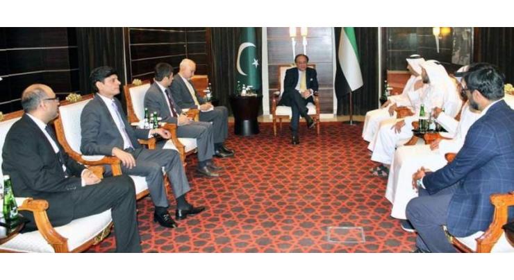 Finance Minister meets officials of banking sector in Dubai