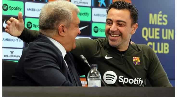 Xavi and Barca remain tied in marriage of convenience
