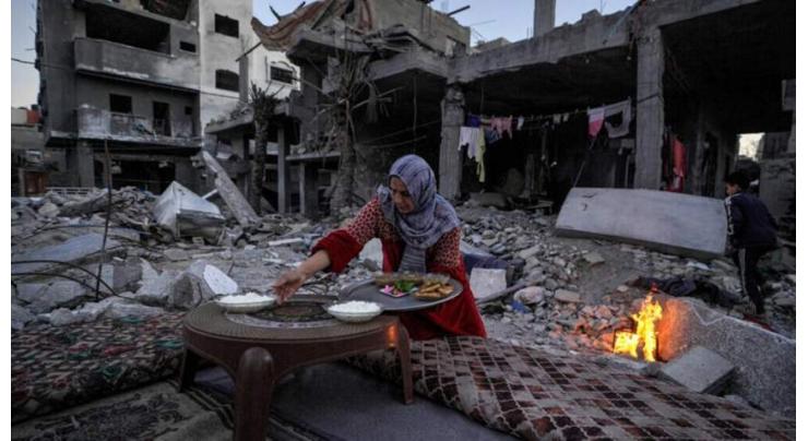 Heatwave amid Israel's aggression in Gaza brings new misery, disease risk