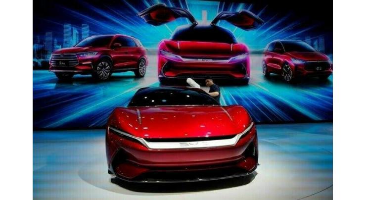 Chinese market as key to electrification: Global auto giant executives