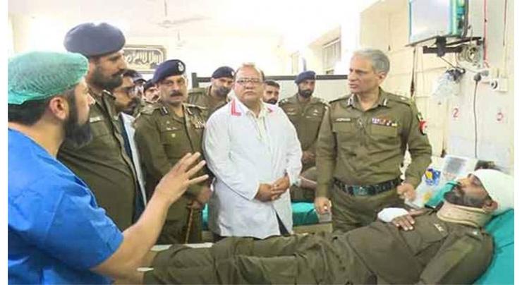 IGP visits Nishtar Hospital Multan, inquires after injured officials