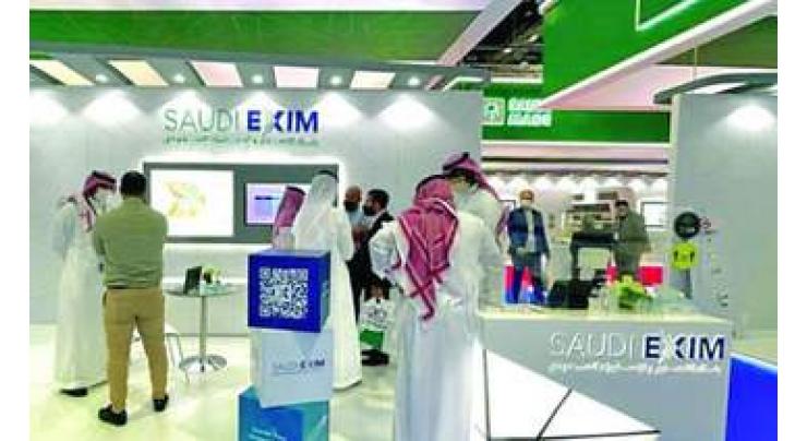 Saudi EXIM Bank signs with SNB two agreements to increase non-oil exports