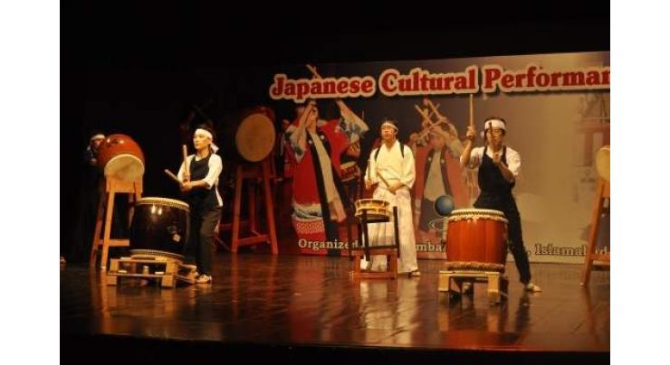 Japanese singer’s performance held at Japan Embassy