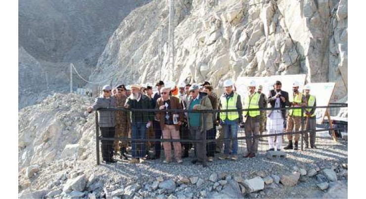 WAPDA chairman reviews construction work at Diamer Basha Dam, emphasises quality standards