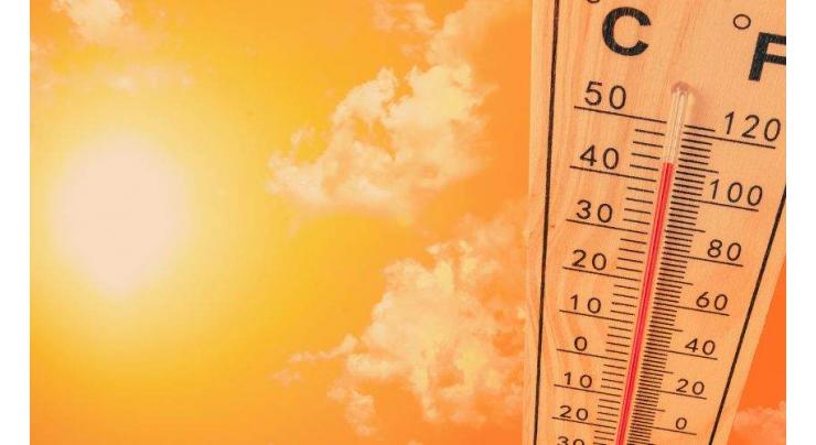 Heatwave persists in Lahore, with temperatures reaching 43.6°C