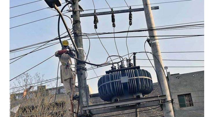 Rs.847.5m fine imposed on 8,153 electricity thieves in 252 days: FESCO