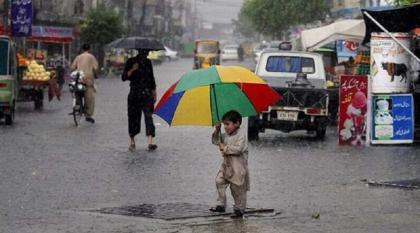 ارتفاع حصیلة ضحایا الأمطار و السیول الي 143 شخصا في البلاد