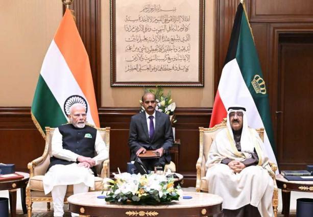 Emir of Kuwait, Indian PM discuss latest regional, international developments