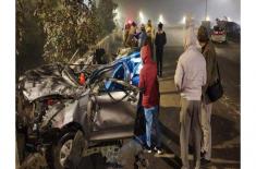 One dies, 4 killed in 2 separate accidents in Jams ..