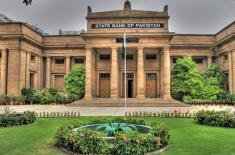 SBP governor confident to settle $25.9 billion ext ..