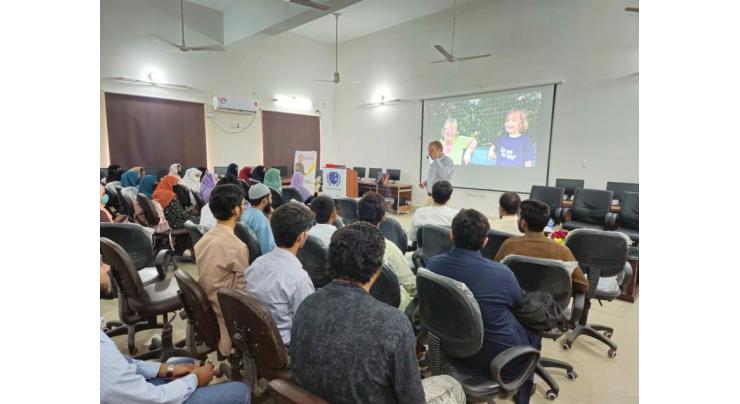 University of Kamalia leads in community-supported scholarship initiative