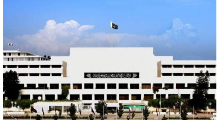 Senate IT Committee reviews AI regulation, crackdown on illegal call centers