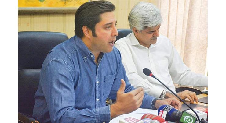 Jahangir Khanzada emphasizes quality healthcare for Hazro community