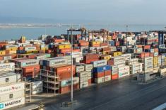 Ports in Oman see growth in handling containers