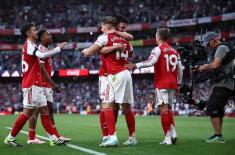 Premier League: Arsenal 5-0 Leeds