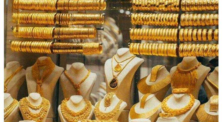 Gold price increases by Rs500 per tola in Pakistan