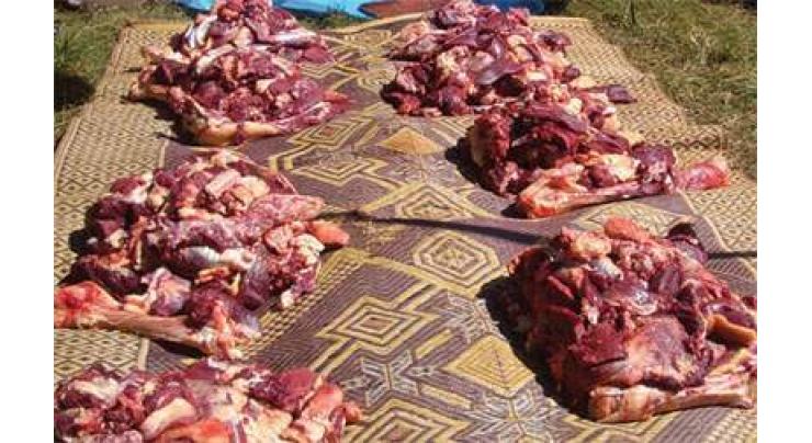 Over seven maunds unhygienic meat recovered