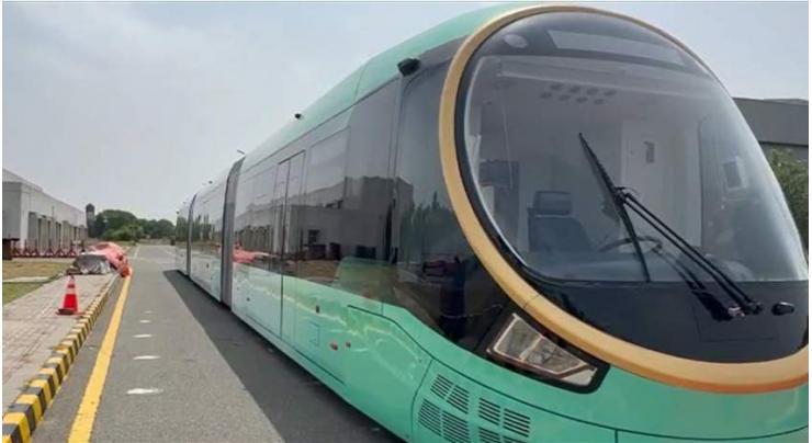 Punjab Chief Minister Maryam Nawaz Sharif oversees test run of electric SRT train in Lahore