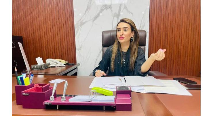 Senator Bushra, Resham celebrate pre-Independence Day with thalassemia children