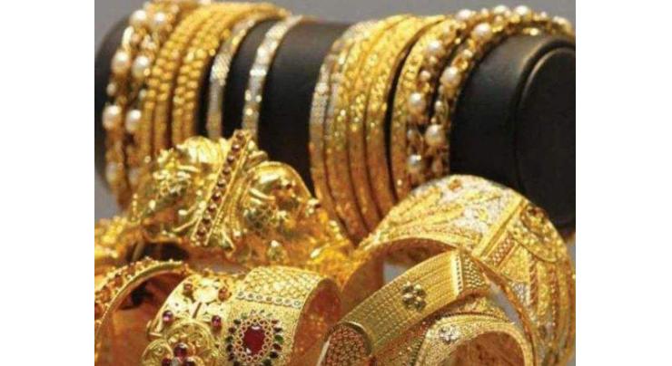 Gold price decreases by Rs500 per tola, reaches Rs358, 300 in Pakistan