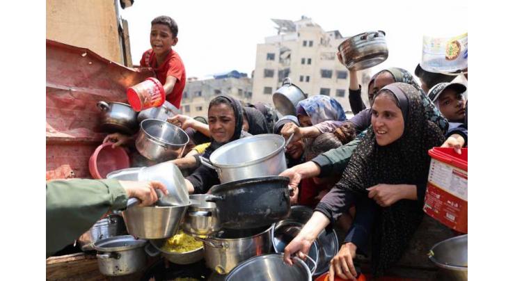 21 Palestinians killed while seeking humanitarian aid in Gaza